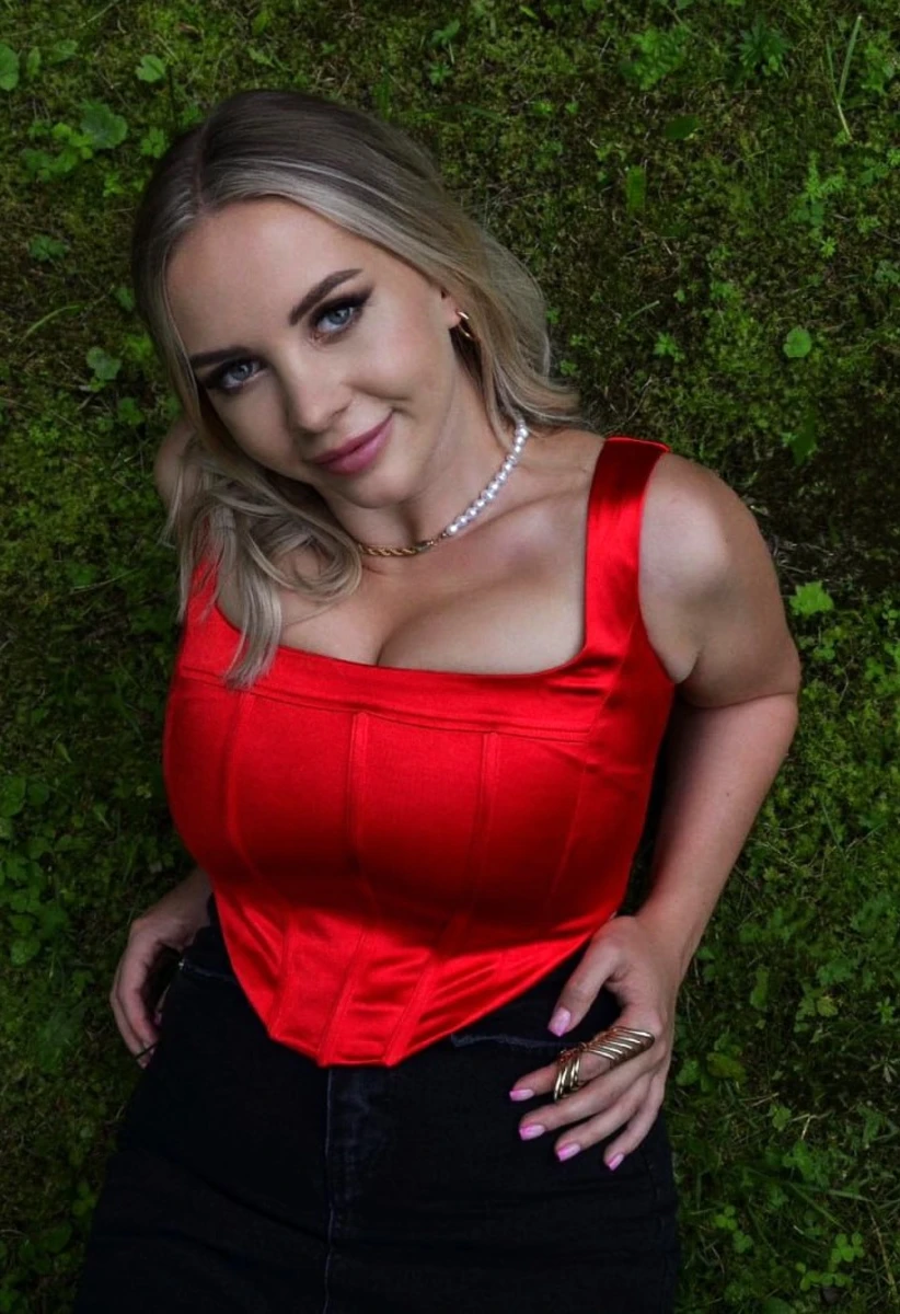 米尔塔 迪拜的应召女郎