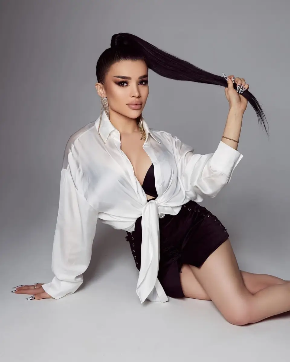 Naya Escort in Dubai