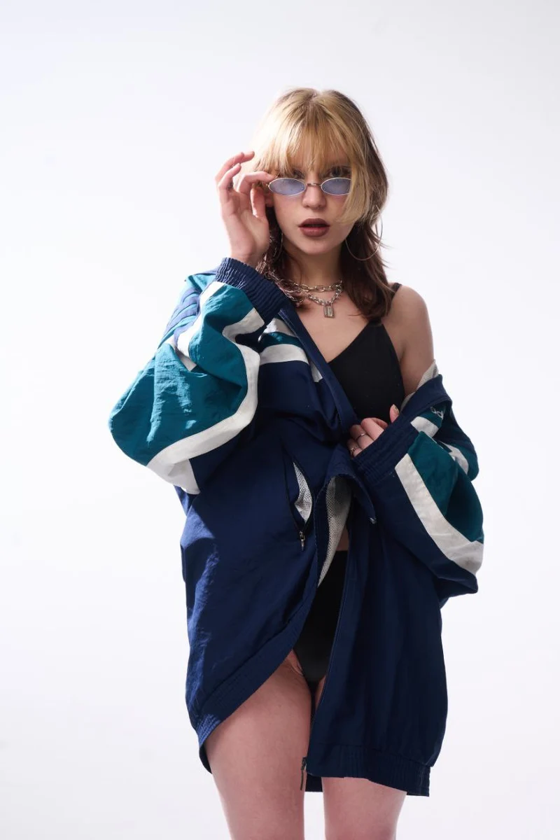 耐莉 迪拜的应召女郎