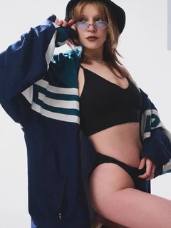 耐莉 迪拜的应召女郎