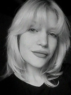 耐莉 迪拜的应召女郎