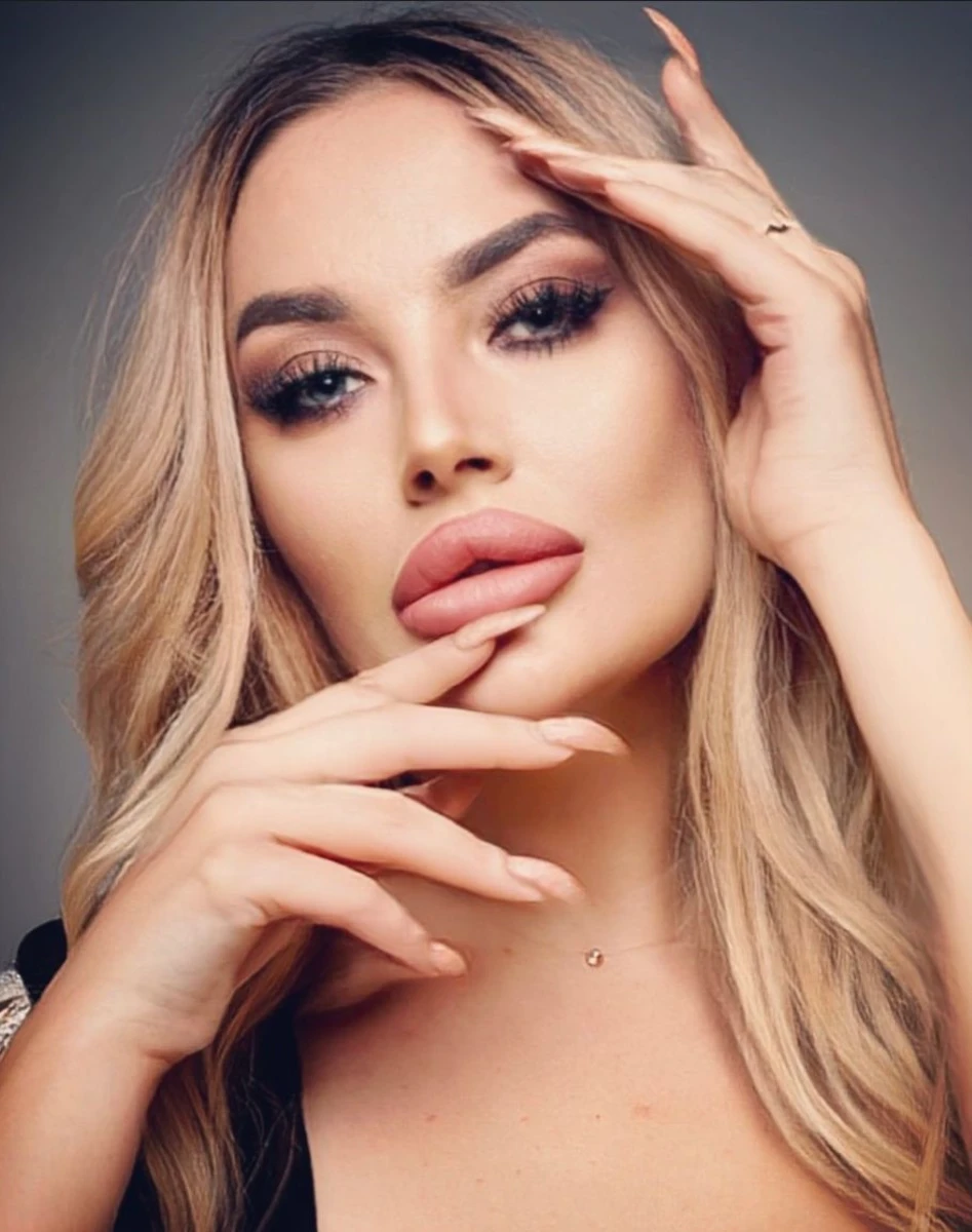 Саша эскорт в городе Дубай