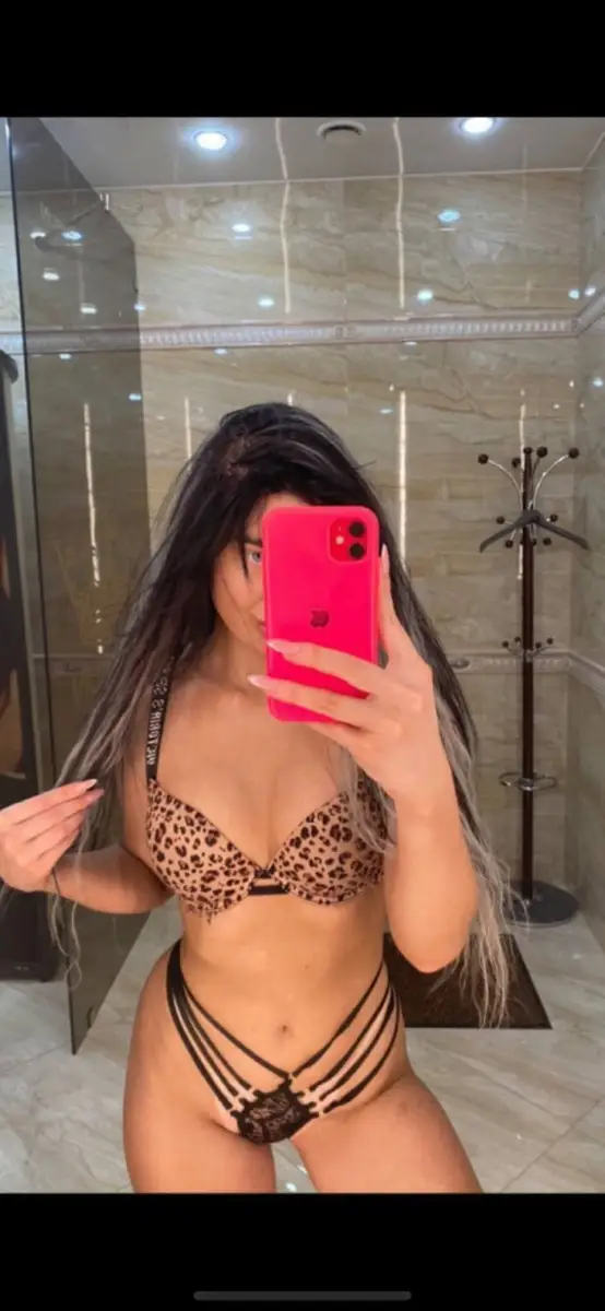 София эскорт в городе Дубай