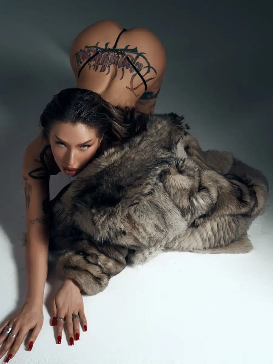 索菲亚 迪拜的应召女郎