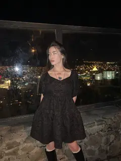 索菲亚 迪拜的应召女郎