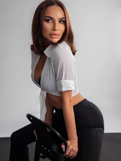 泰拉 迪拜的应召女郎