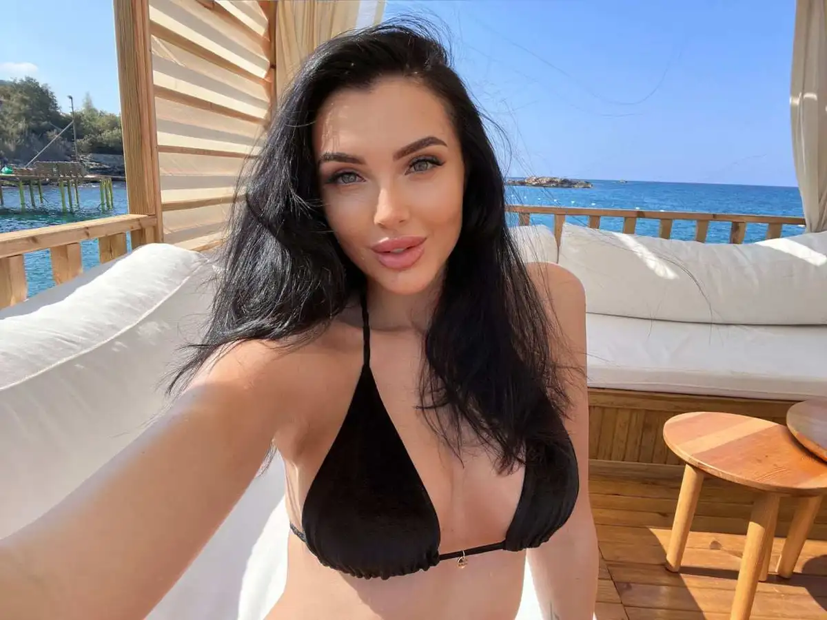 维塔利娜 迪拜的应召女郎