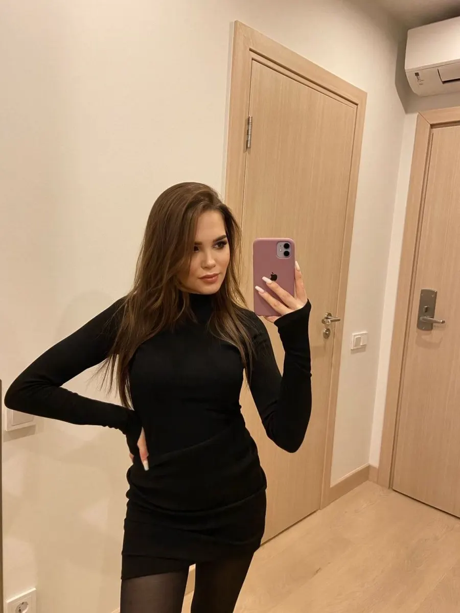 弗拉德莱娜 迪拜的应召女郎