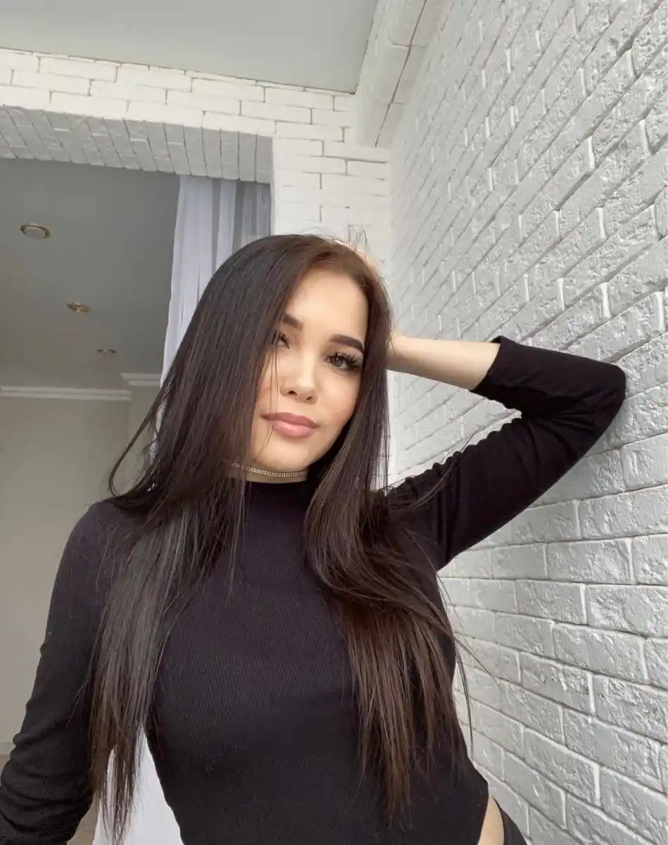 弗拉德莱娜 迪拜的应召女郎