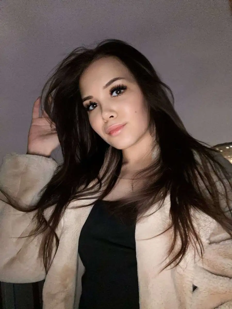 弗拉德莱娜 迪拜的应召女郎