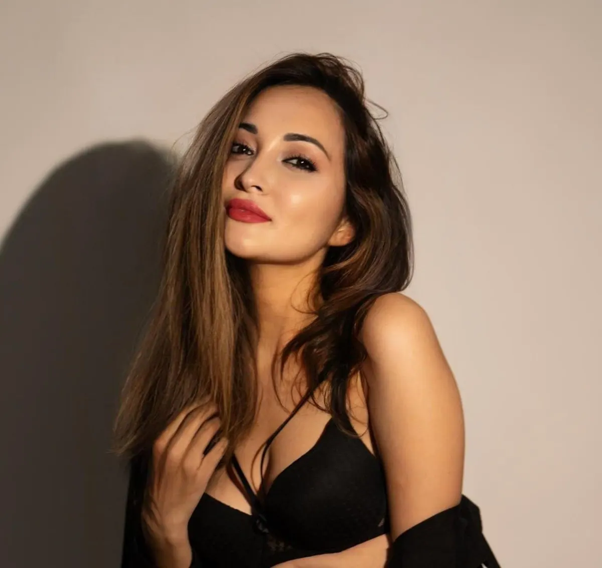 扎里娜 迪拜的应召女郎